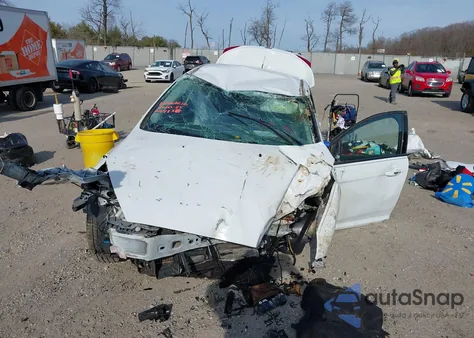 2018 Ford Focus Se из США, поврежденный, VIN 1FADP3FE3JL318623